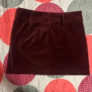 Old Navy Stretch Velvet Skirt in Deep Burgundy